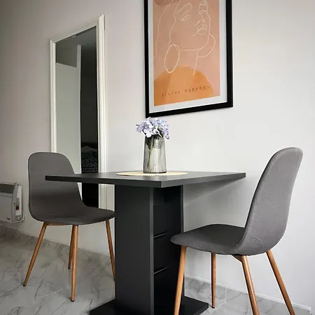 Apartment K2 *